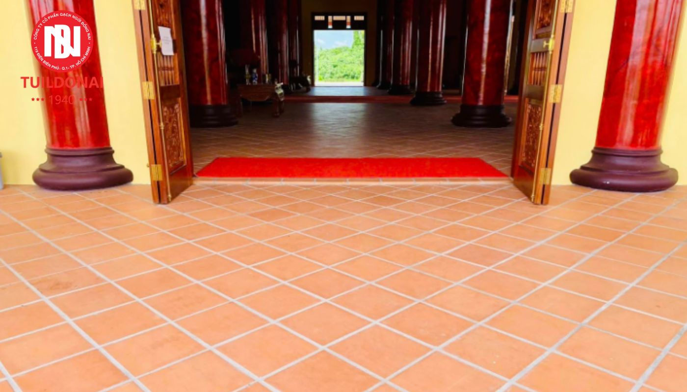 Mua gạch lát nền đất sét nung loại gạch tàu
